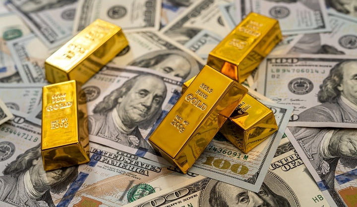 Is Gold Investing Right For You? Here's What To Know