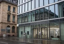 Germany Warms to UniCredit Bid for Commerzbank Germany Warms to UniCredit Bid for Commerzbank