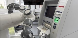 ABBs YuMi robot for more reliable banking