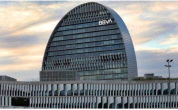 BBVA enters Italian retail banking market with free digital services