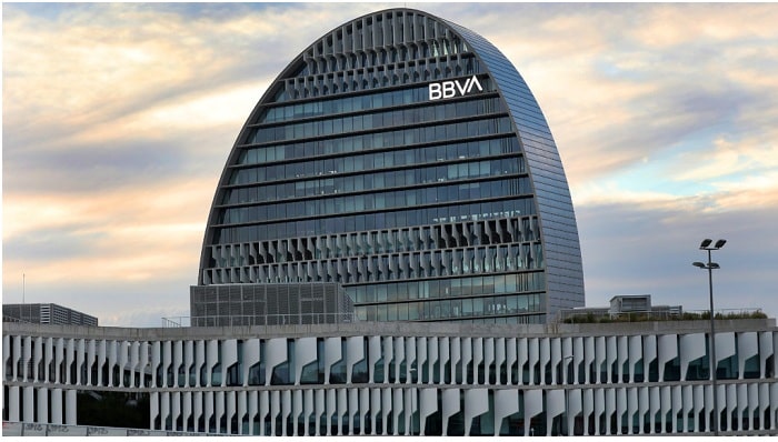 BBVA enters Italian retail banking market with free digital services